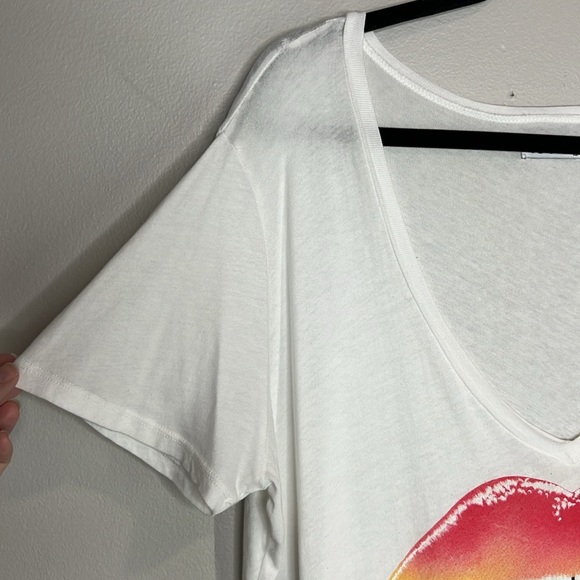 Lauren Moshi Cruz Rainbow Lip deep v neck oversized lip bite slouchy tee size XL - Picture 3 of 9